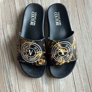 Versace slippers for beach  8,5-9 size